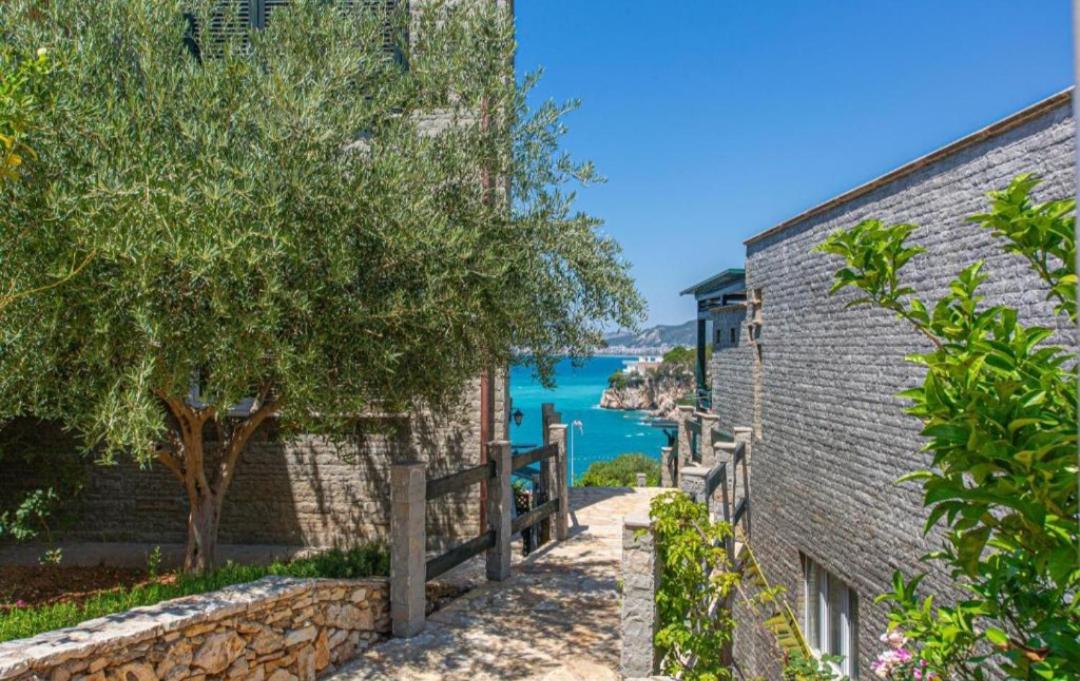 Artemis Beach House Vlore Exterior photo