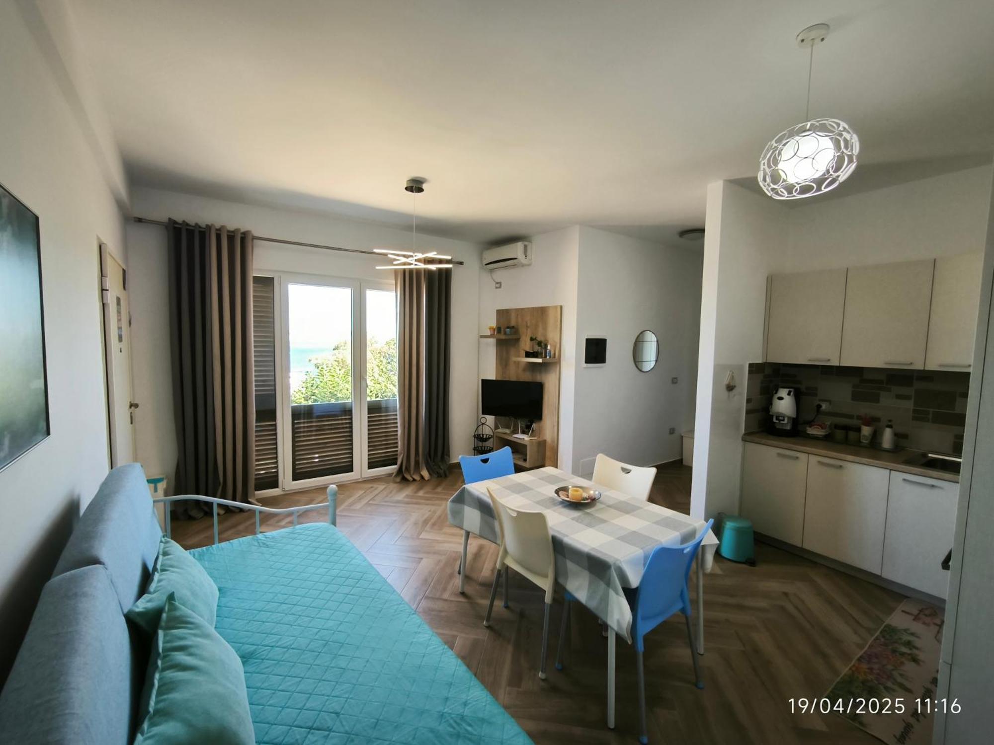 Artemis Beach House Vlore Exterior photo